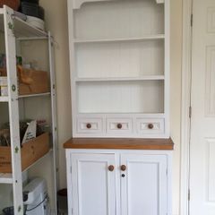 Country dresser