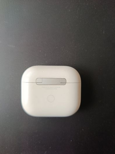 Apple Airpods A2566 3rd Gen MagSafe Case