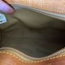 Quality Leather Toiletry Bag Image 5
