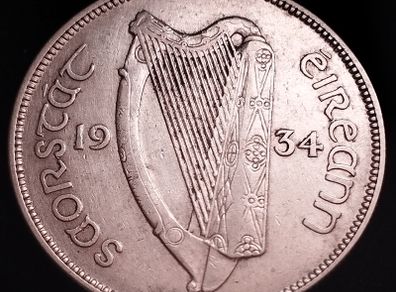 #547 - Ireland - 1934 - Half Crown - Silver - Scratches -  KM.8