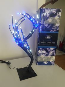 Blue light tree design table lamp - Brand new