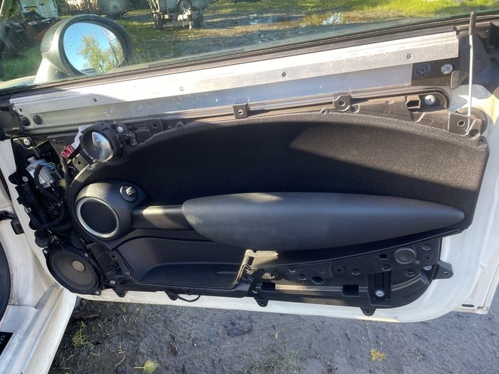 2012 Mini Cooper S Coupe  Breaking For Parts