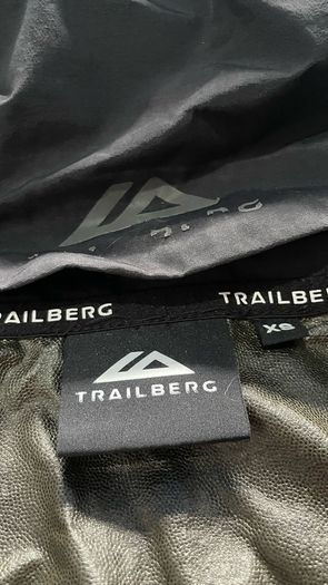 Trailberg tracksuit size XS black