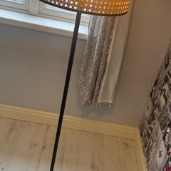 Rattan standing floor lamp