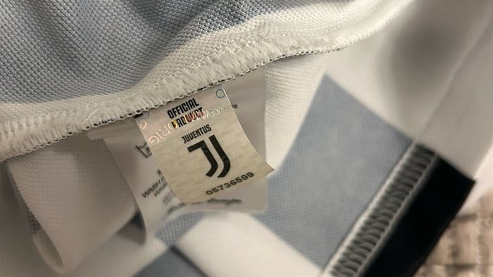 Gianluca Vialli Juventus tribute football jersey shirt 1995 1996 official retro