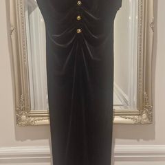 Absolutely stunning black velvet zara dress