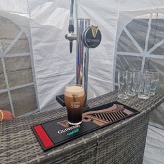 Rattan bar