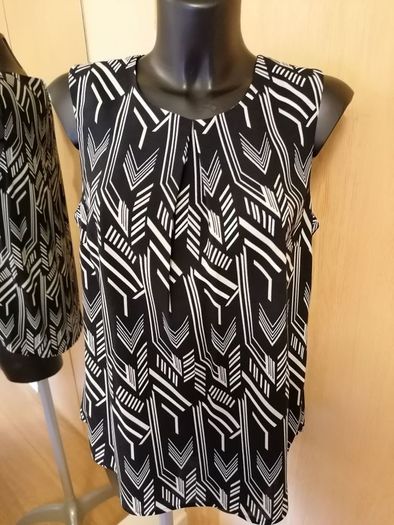 Women's Top NWT Size 14