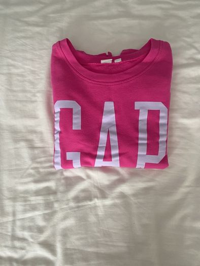 GAP Ladies sweatshirt