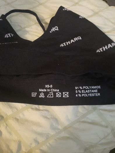 black 4th arq sports bra