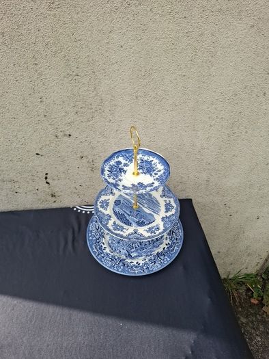 By post only homemade blue cake stand
