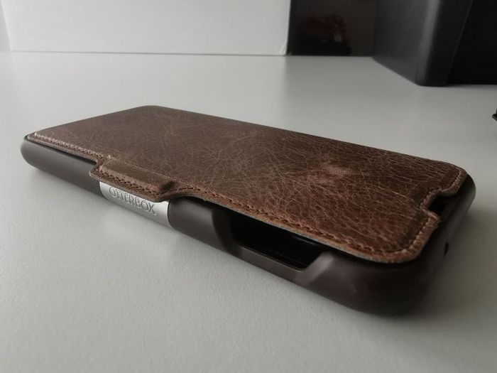Otterbox Strada Samsung S10e