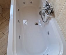 Jacuzzi  bath