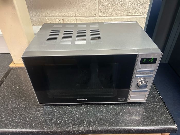 Dimplex Mircowave 20L 800W