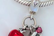 Pandora Disney Snow White apple and heart dangle charm