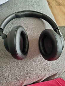 JBL BT730 headphones