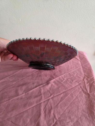 Strawberry Northwood Amethyst basketwave bowl