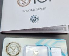 1Ct Heart Shaped Diamond.