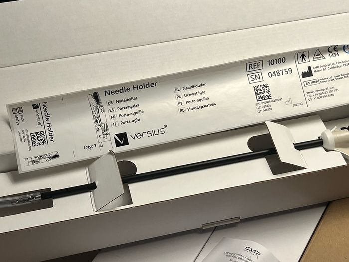 Needle Holder Versius Cmr