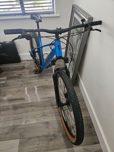NEW Giant Talon 1