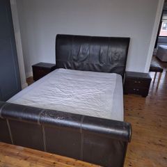 King size bed