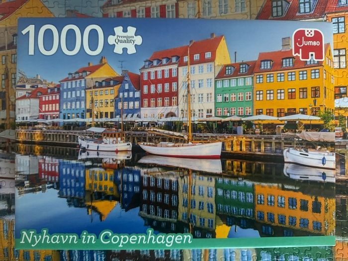 1000 puzzle/jigsaw