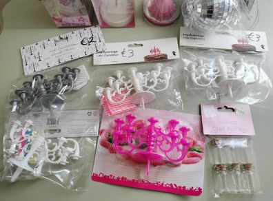 Cake toppers cake decorating