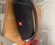 JBL Boombox