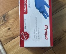 vinyl gloves