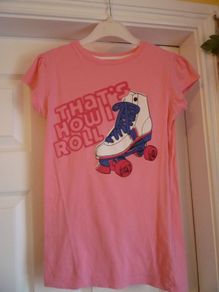 Girls Fab Soft Pink T-shirt Age Age 12+ Years 32-33cm Across. Mint
