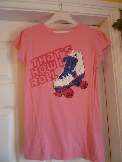 Girls Fab Soft Pink T-shirt Age Age 12+ Years 32-33cm Across. Mint