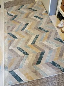 Square carpet