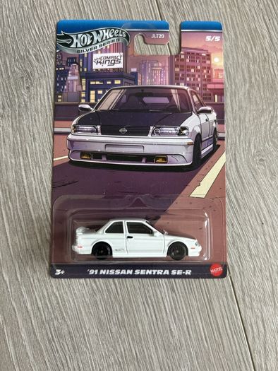 Hot Wheels Nissan Sentra