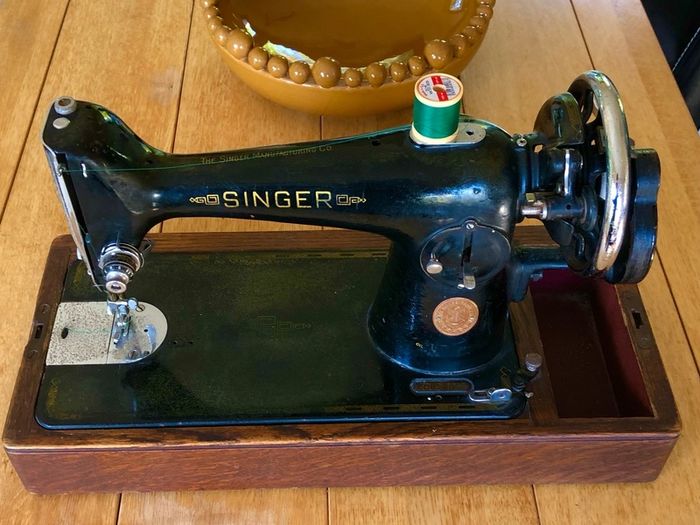Singer Sewing Machine
