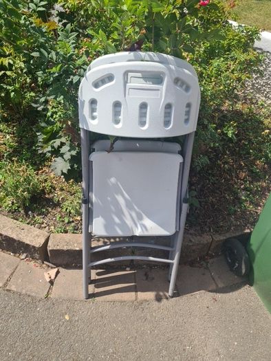 folding chairs