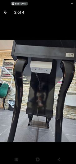 Double Manicure Station