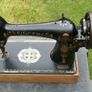 Vintage Singer Sewing Machine 1950 Hand Crank Image 10