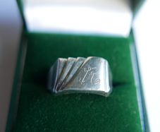 Vintage Nickel Silver Signet Ring - Classic size T