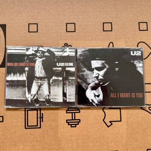 U2 cd singles x 8 ( 80's 84/89 )