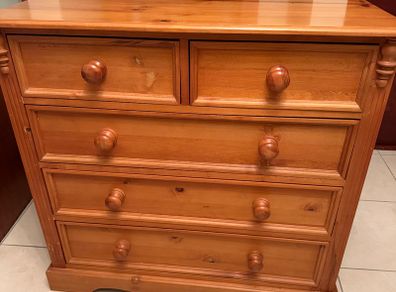 Chest of Drawers