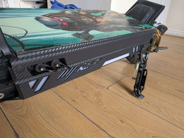 Gspace Mars GTR, highly customised Predator theme