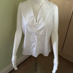White cotton sleeveless blouse top