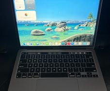 MacBook Pro 13" 2020 i5/16GB/512SSD/531c