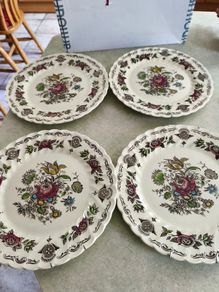 4 Vintage Myotts Bouquet Staffordshire Dinner Plate 10 inches England or as wall hanging plates 20.00 euro each or all 4 together 65.00 euro.