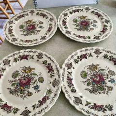 4 Vintage Myotts Bouquet Staffordshire Dinner Plate 10 inches England or as wall hanging plates 20.00 euro each or all 4 together 65.00 euro.