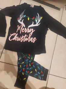 Matching Christmas pyjamas kids