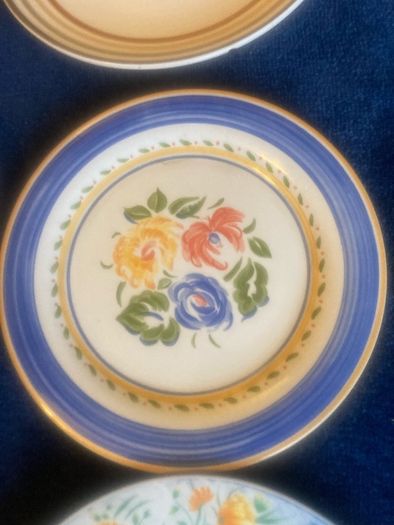 Vintage Dinner Plates/Side Plates 5-7euro each.