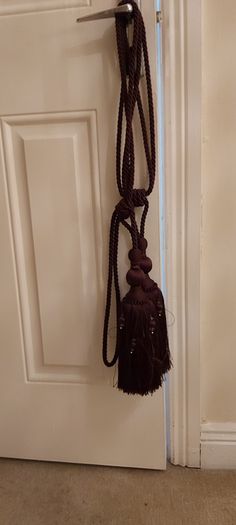 Tiebacks  wine colour