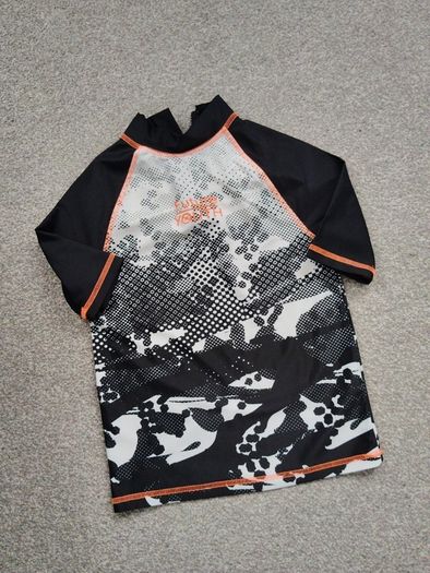 New.boys swim top.age 4/5