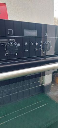 electric oven